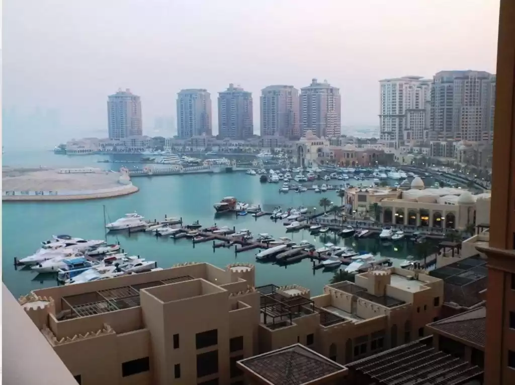 Résidentiel Propriété prête 1 chambre S / F Appartement  a louer au Al-Sadd , Doha #8163 - 1  image 